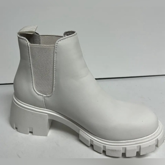 Steve Madden Womens Howler Boot White Size 6.5 M - Picture 2 of 6